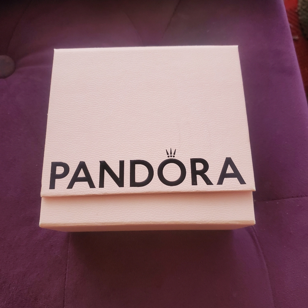Pandora Bracelet with 7 Charms, 14k Rose Gold.